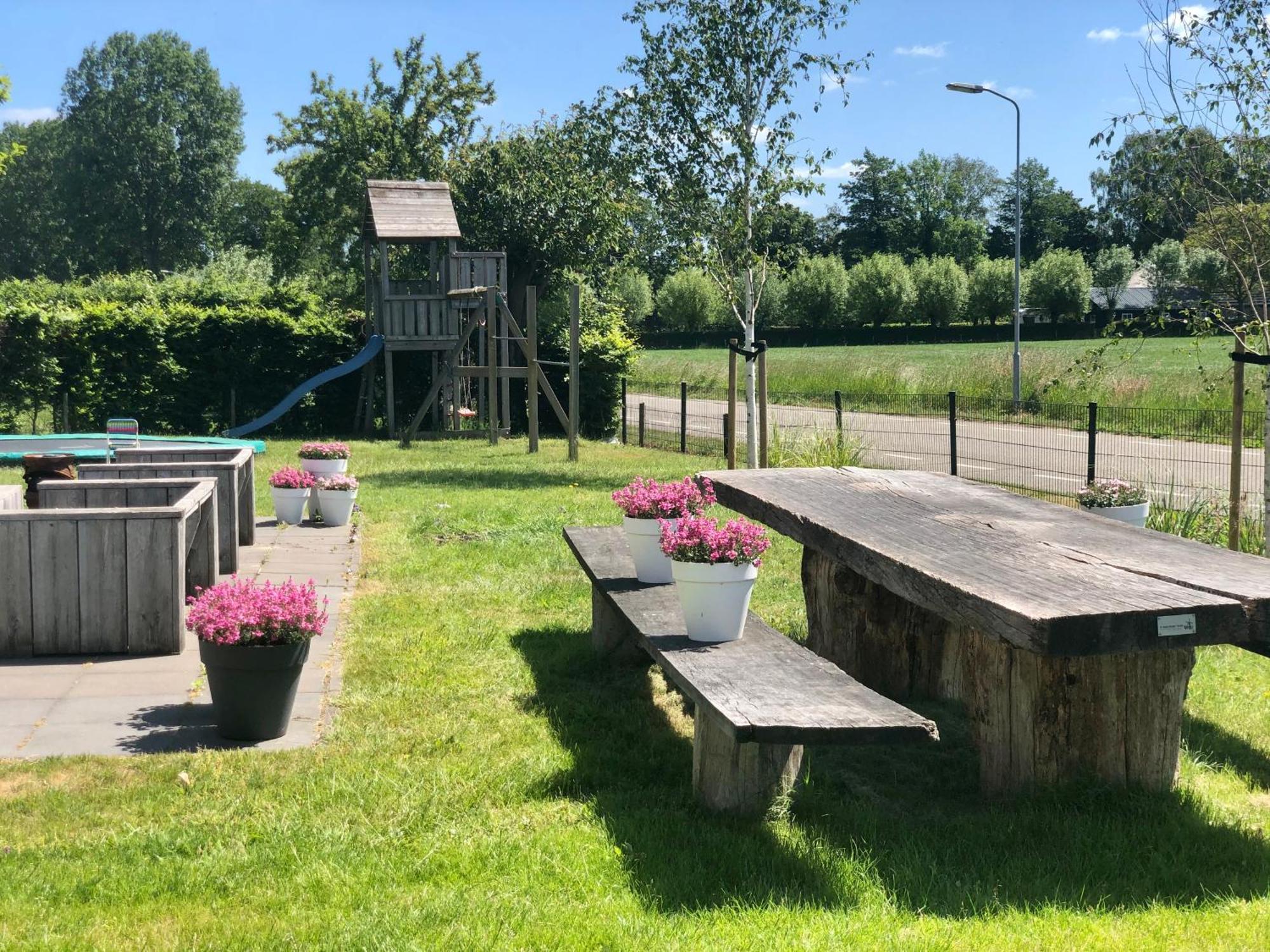 De Slaapfabriek Vakantiehuis En Trainingslocatie Teuge Ngoại thất bức ảnh
